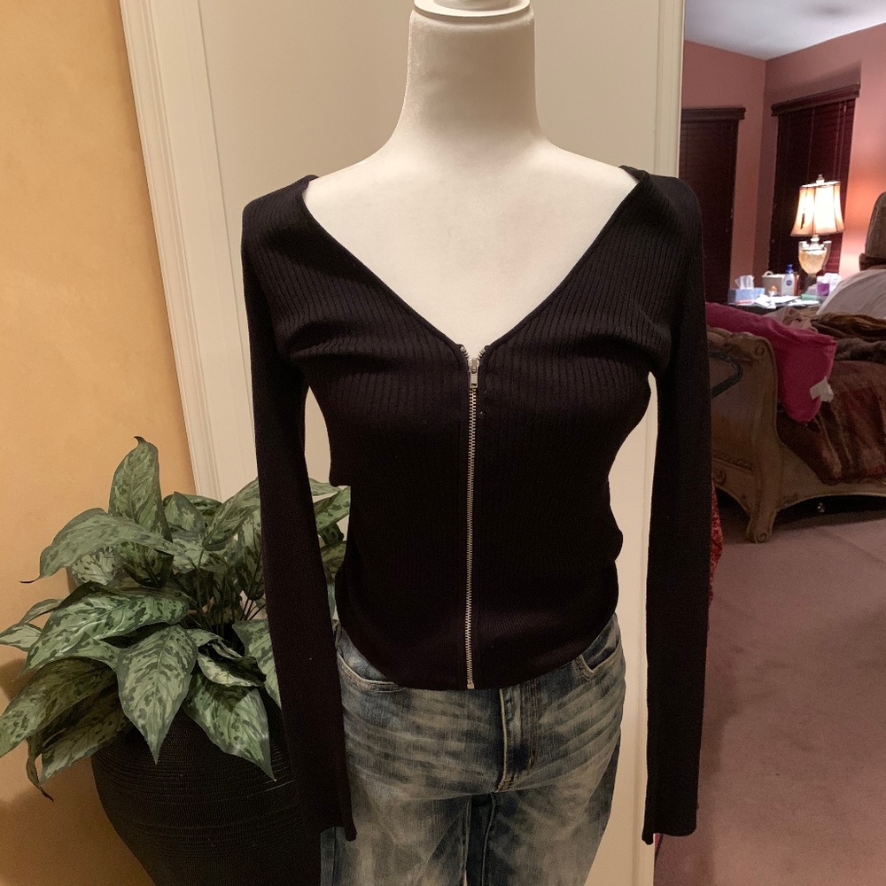 NWT H&M Knit Zip-Up Top